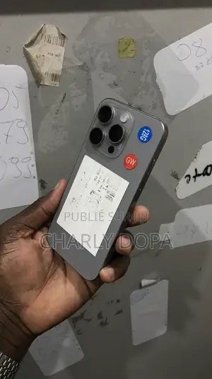 Apple iPhone 15 Pro 128 GB Argenté