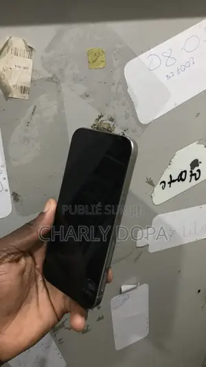 Apple iPhone 15 Pro 128 GB Argenté