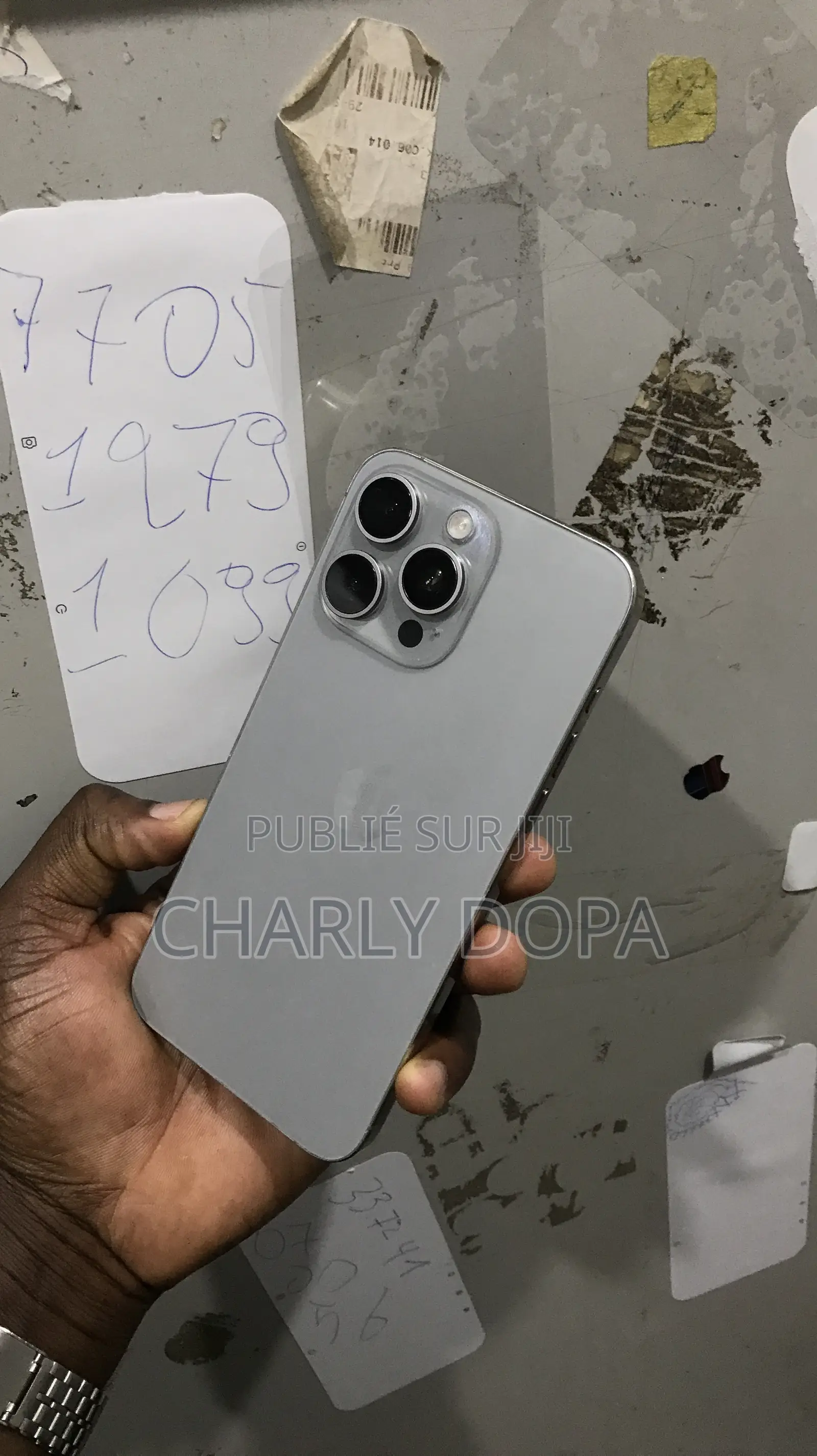 Apple iPhone 15 Pro Max 256 GB Argenté