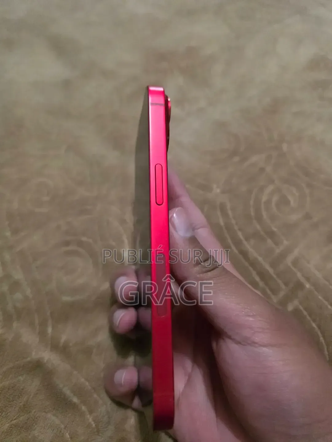 Nouveau Apple iPhone 13 256 GB Rouge