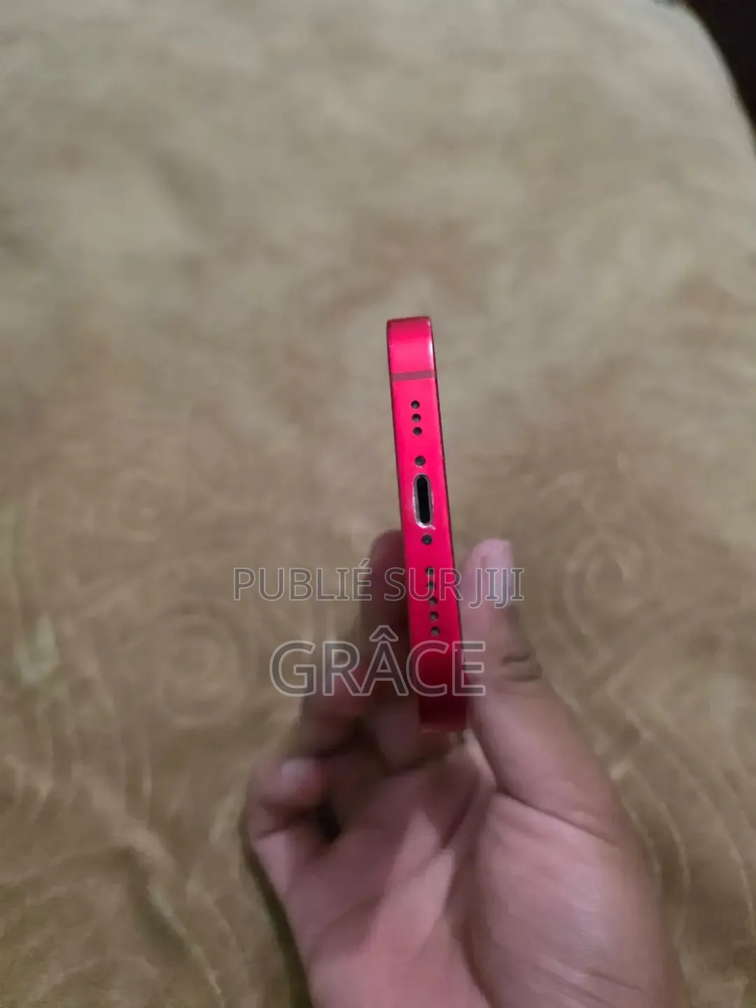 Nouveau Apple iPhone 13 256 GB Rouge