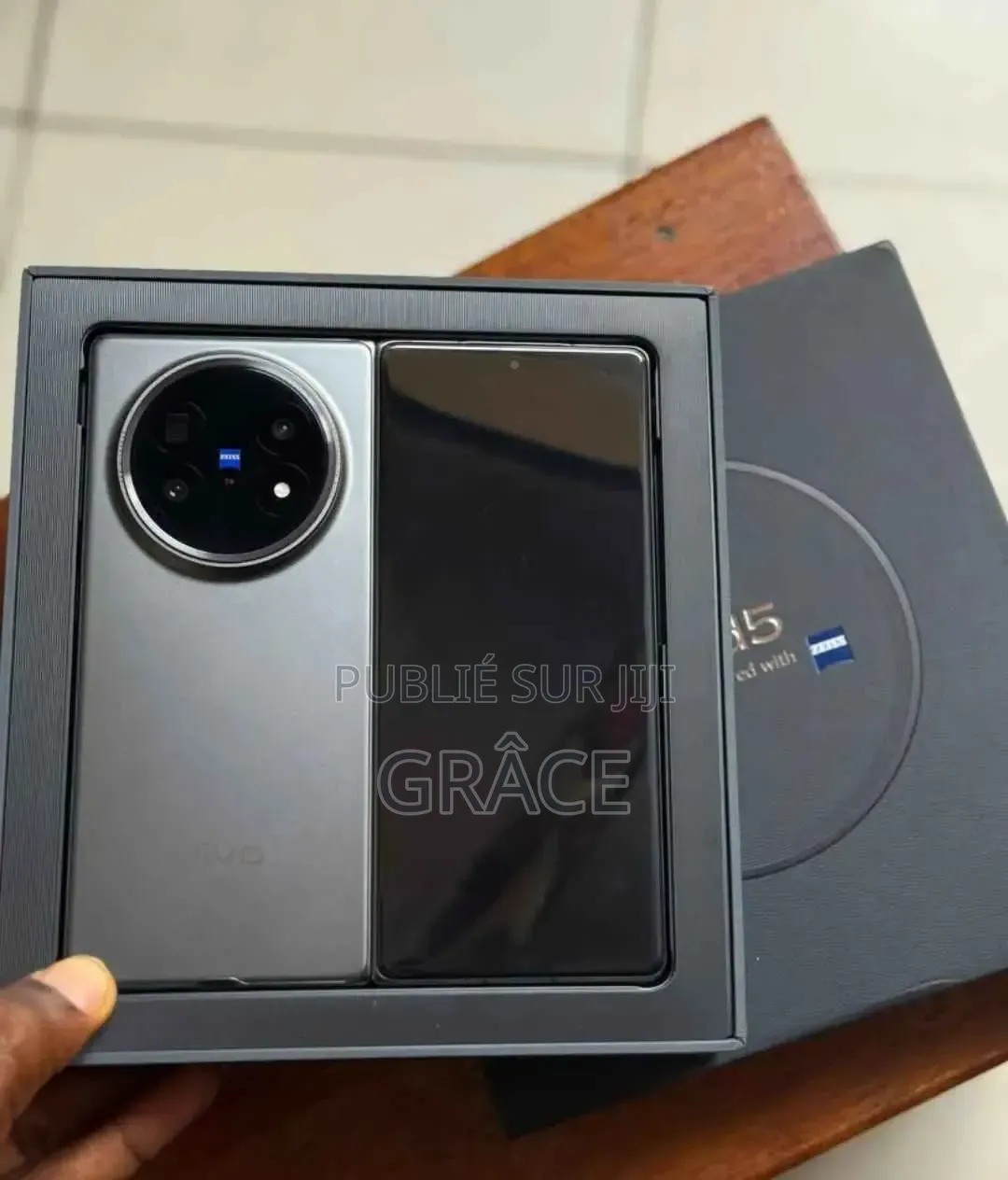 Nouveau Vivo X Fold5 1 TB Noir