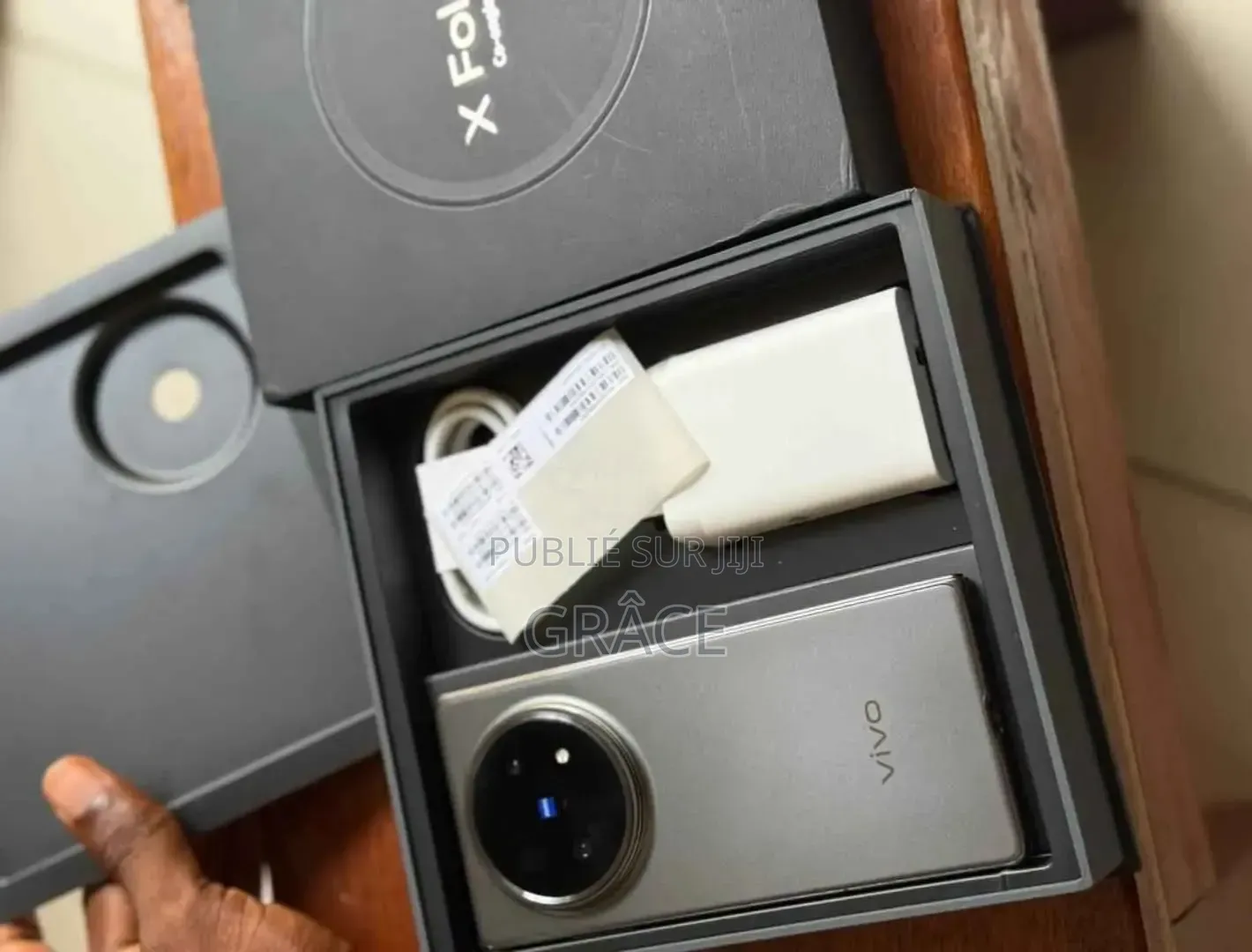 Nouveau Vivo X Fold5 1 TB Noir