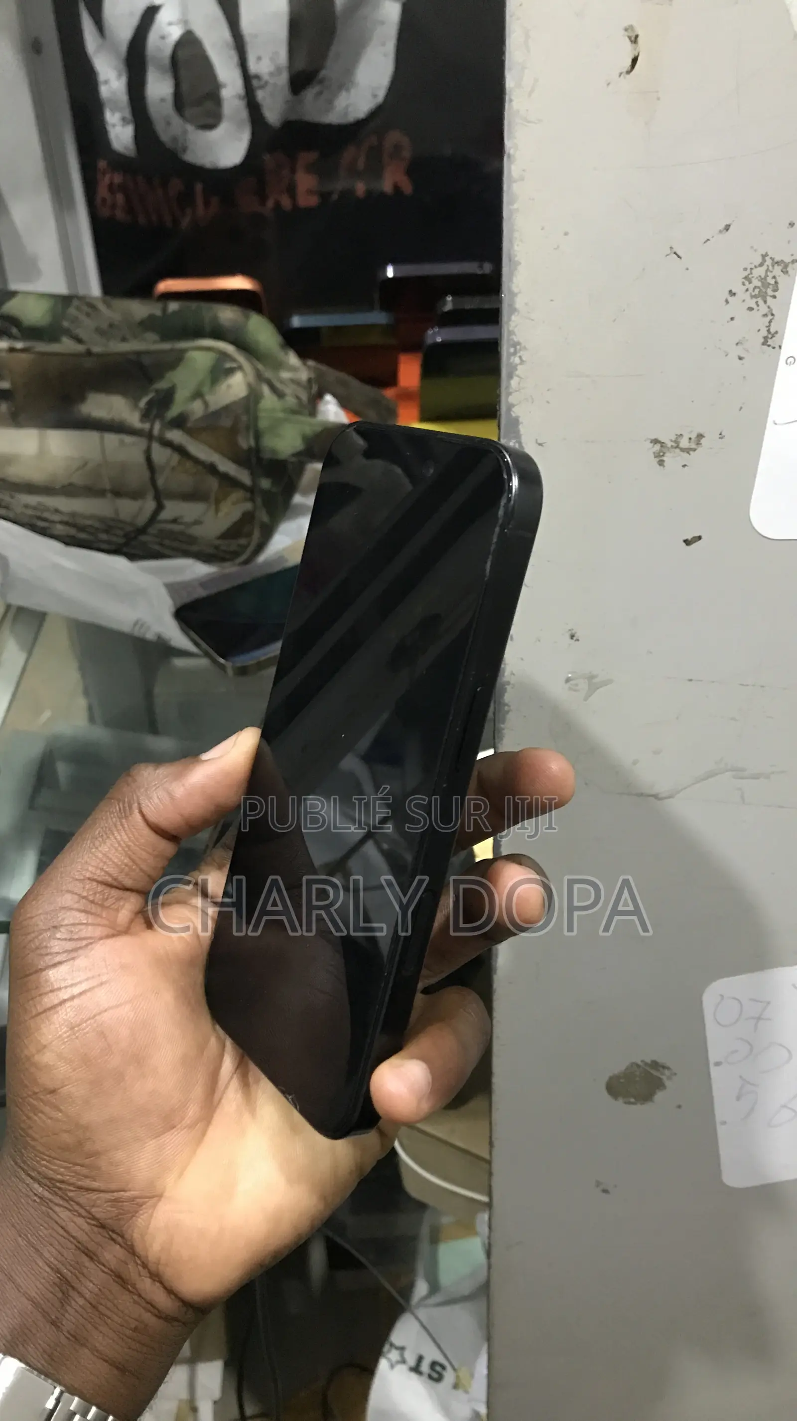 Apple iPhone 16 Pro 128 GB Noir