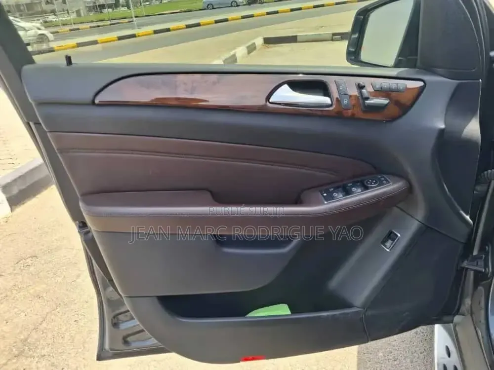 Nouveau Toyota C-HR 2025 Rose