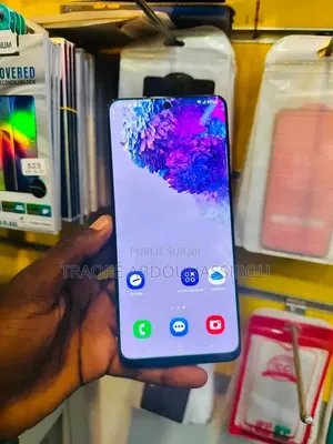 Nouveau Samsung Galaxy S20 128 GB Noir