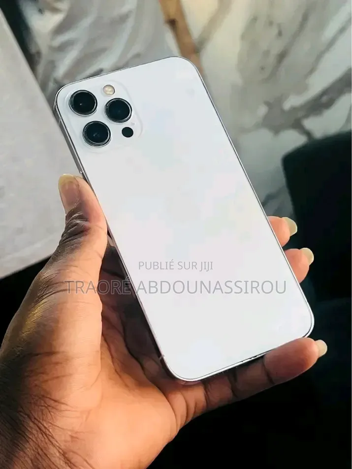 Nouveau Apple iPhone 12 Pro Max 128 GB Blanc