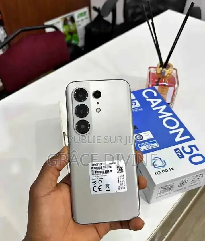 Nouveau Tecno Camon 50 Pro 256 GB Bronze