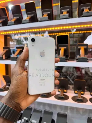 Nouveau Apple iPhone SE (2020) 256 GB Blanc