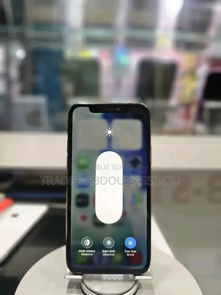 Nouveau Apple iPhone 11 Pro Max 256 GB Doré