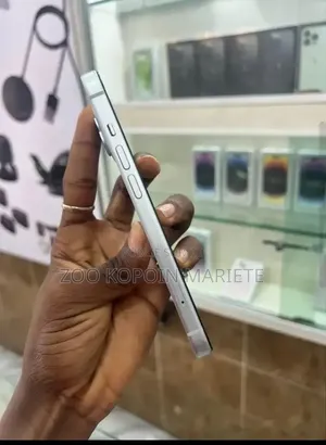 Nouveau Apple iPhone 15 512 GB Blanc