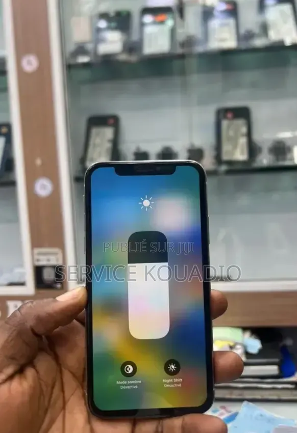 Nouveau Apple iPhone X 64 GB Autre