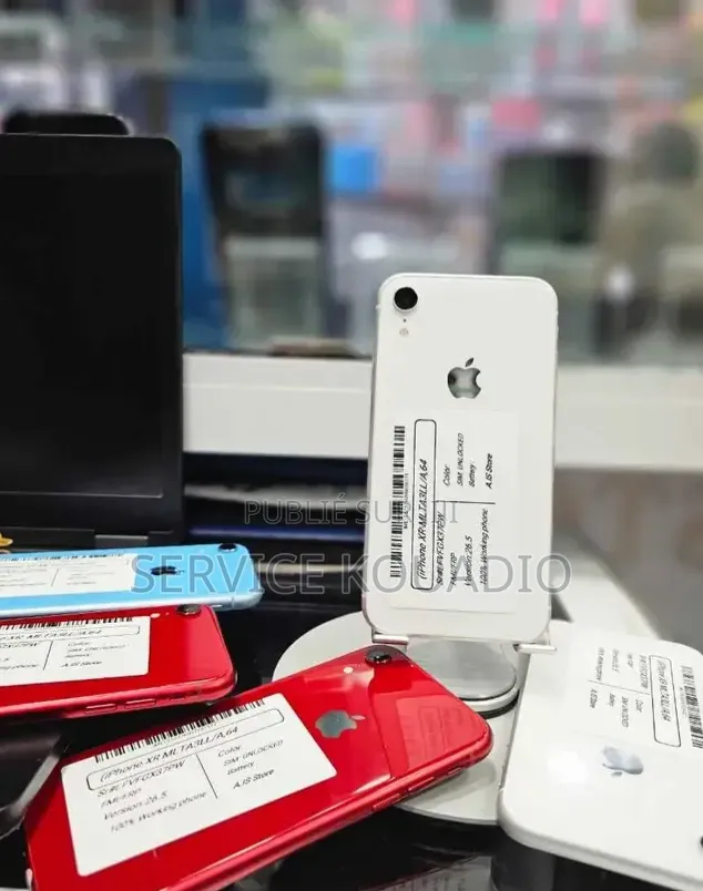 Nouveau Apple iPhone XR 64 GB Autre