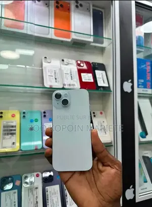 Nouveau Apple iPhone 15 512 GB Blanc
