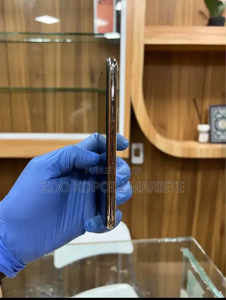 Nouveau Apple iPhone 11 Pro 256 GB Gris