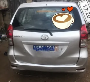 Toyota Avanza 2003 Gris