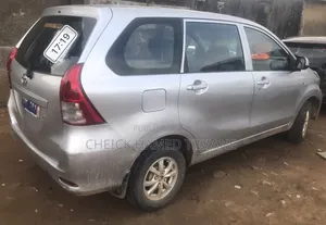 Toyota Avanza 2003 Gris