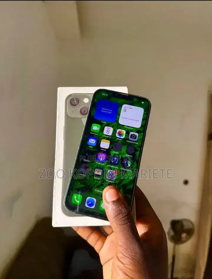 Nouveau Apple iPhone 13 256 GB Vert