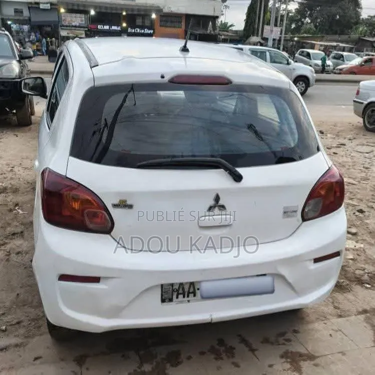 Mitsubishi Spacestar 2020 Blanc