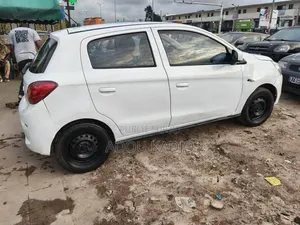 Mitsubishi Spacestar 2020 Blanc
