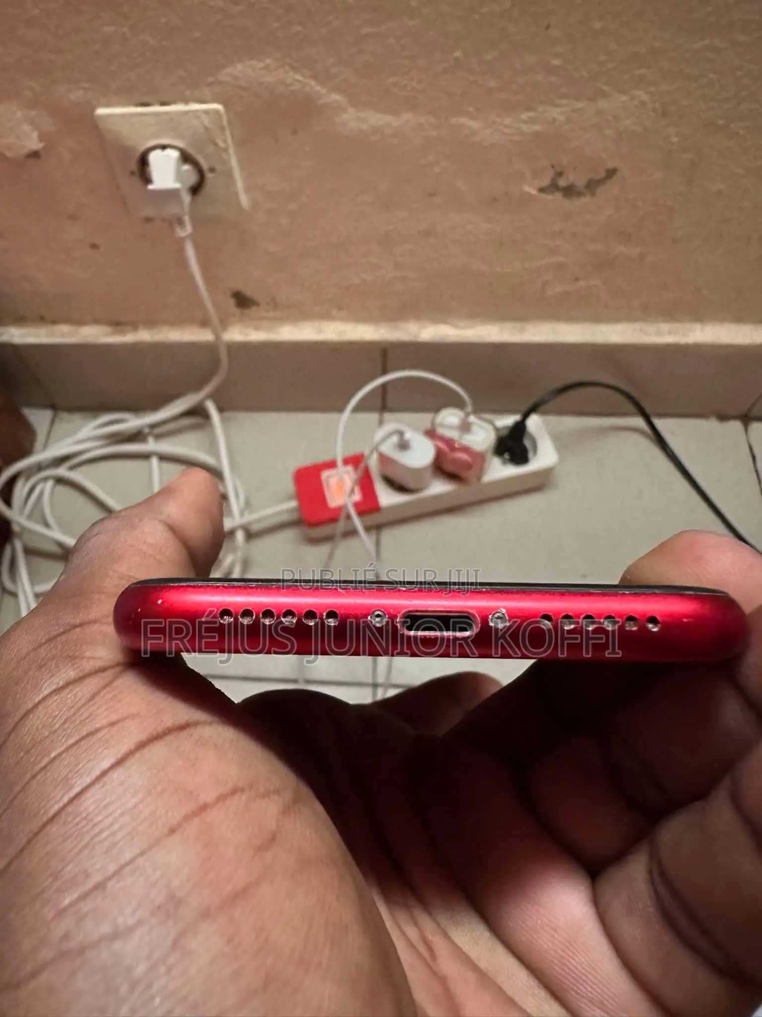 Apple iPhone 11 64 GB Rouge