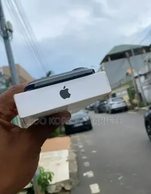 Nouveau Apple iPhone Air 256 GB Violet