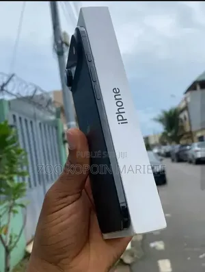 Nouveau Apple iPhone Air 256 GB Violet