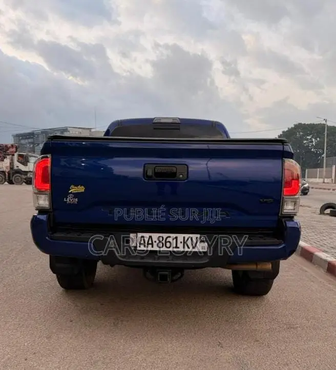 Toyota Tacoma TRD Off Road Double Cab 5' Bed V6 AT 2023 Bleu