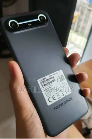 Nouveau Tecno Camon Slim 256 GB Noir
