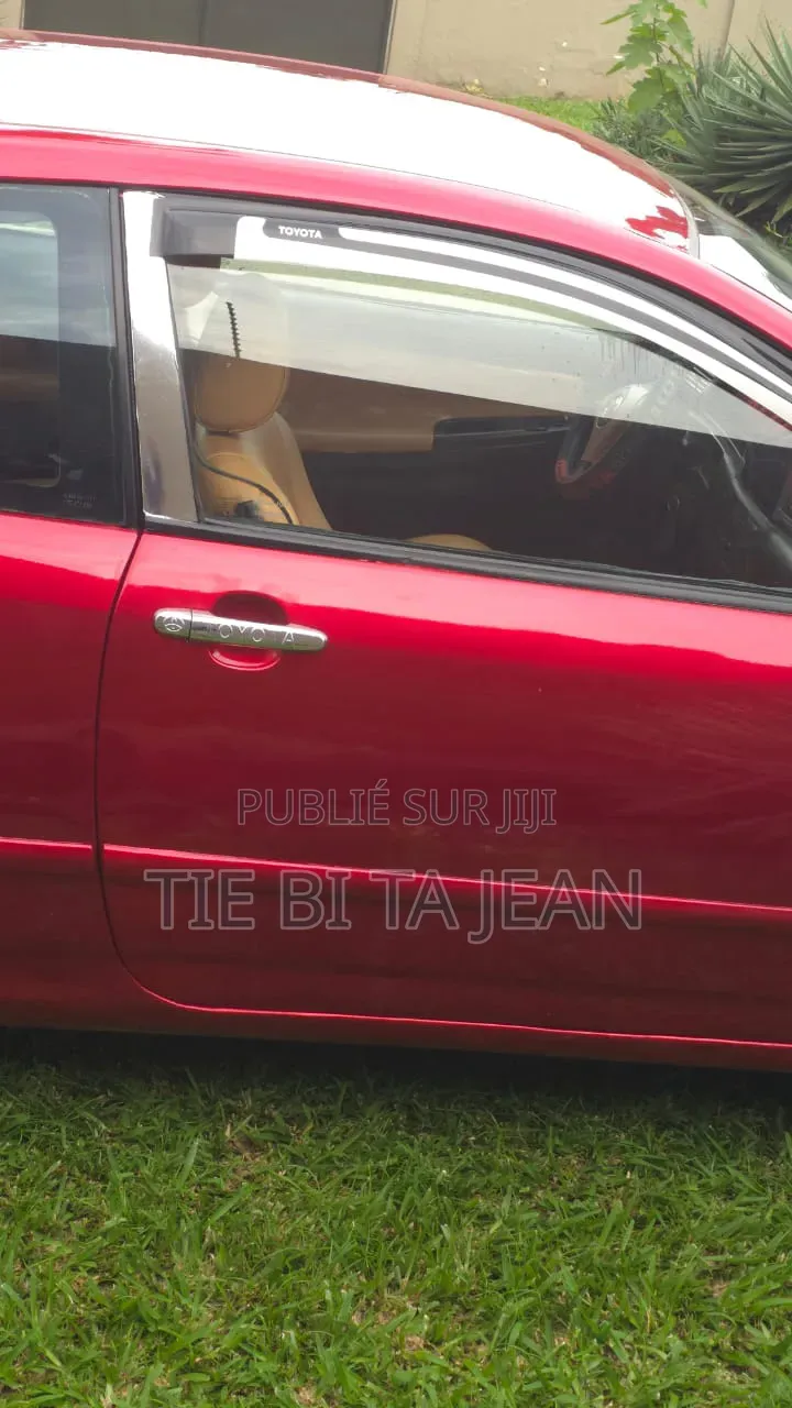 Toyota Corolla 2001 Rouge