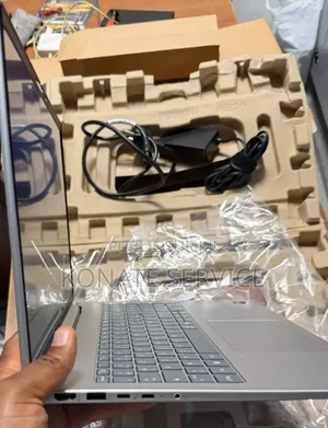 Nouveau Ordinateur de bureau HP 200 G4 32GB Intel Core i9 HDD 512GB