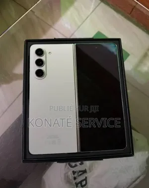 Nouveau Samsung Galaxy Z Fold 5 512 GB Autre