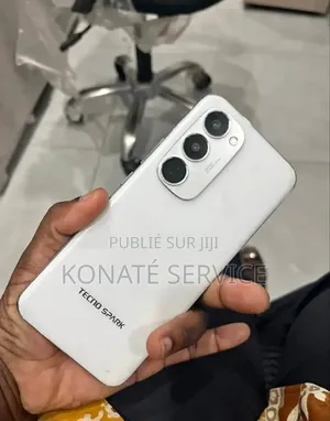Nouveau Tecno Spark 40 Pro+ 256 GB Autre