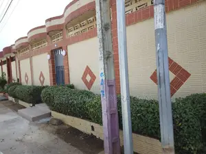 3chbre Villa dans Beraka Corporation, Bingerville à Louer
