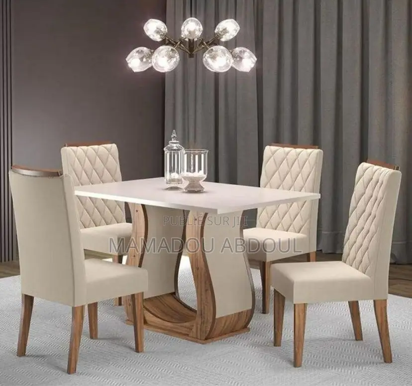 Table À Manger