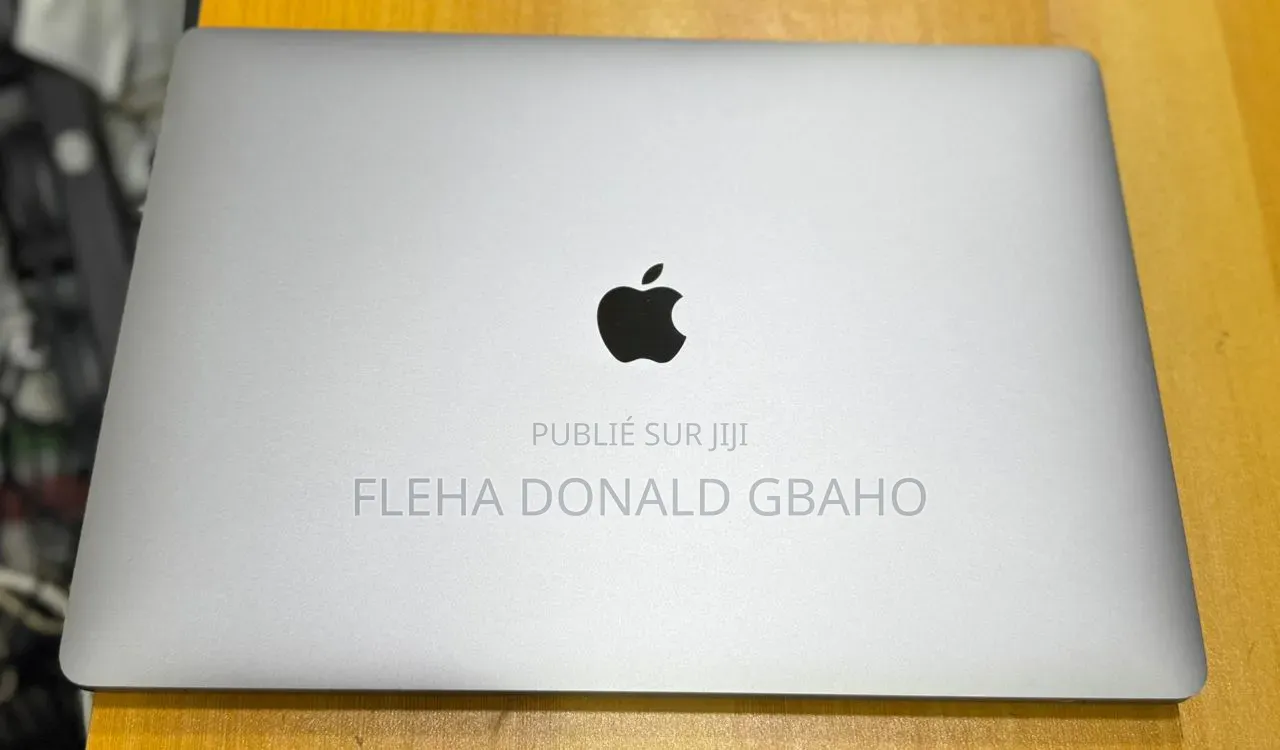 Nouveau Apple MacBook Pro 2019 32GB Intel Core i9 SSD 512GB