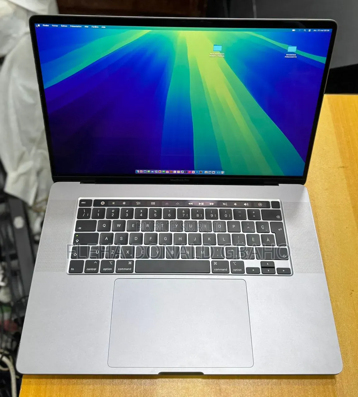 Nouveau Apple MacBook Pro 2019 32GB Intel Core i9 SSD 512GB