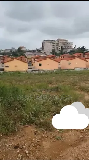 Terrains À Vendre