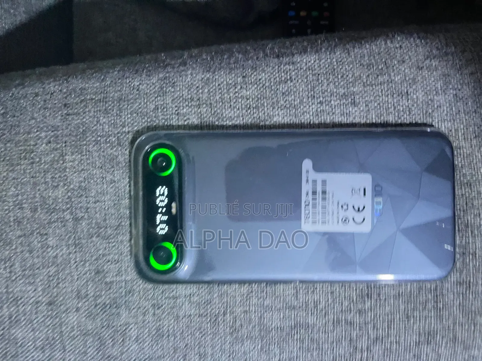 Nouveau Tecno Camon Slim 256 GB Gris