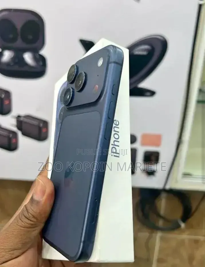 Nouveau Apple iPhone 17 Pro Max 512 GB Violet