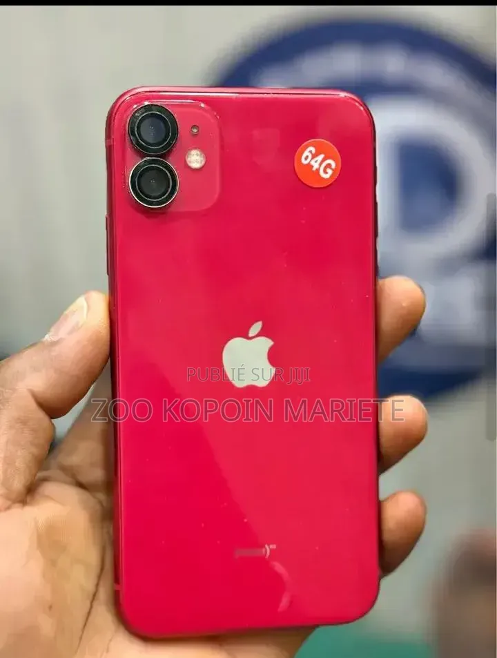 Nouveau Apple iPhone 11 128 GB Rouge