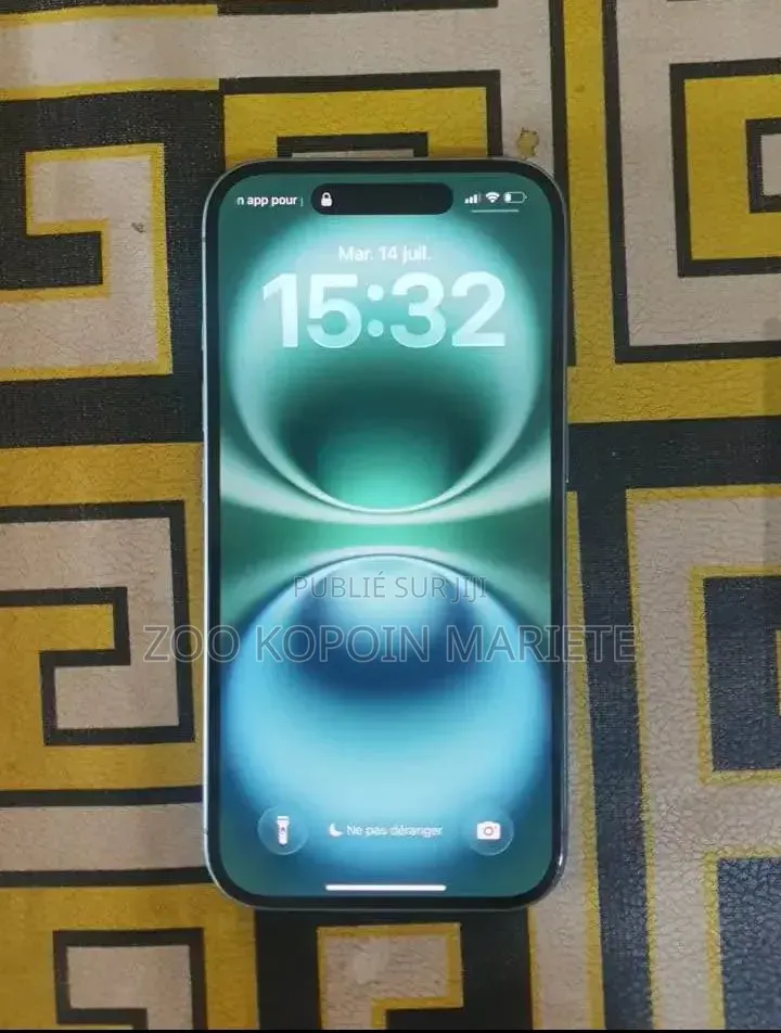 Nouveau Apple iPhone 16 512 GB Gris
