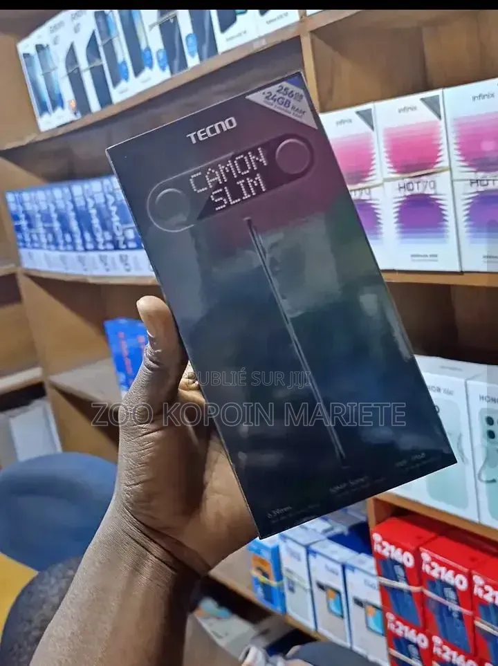 Nouveau Tecno Camon Slim 256 GB Blanc