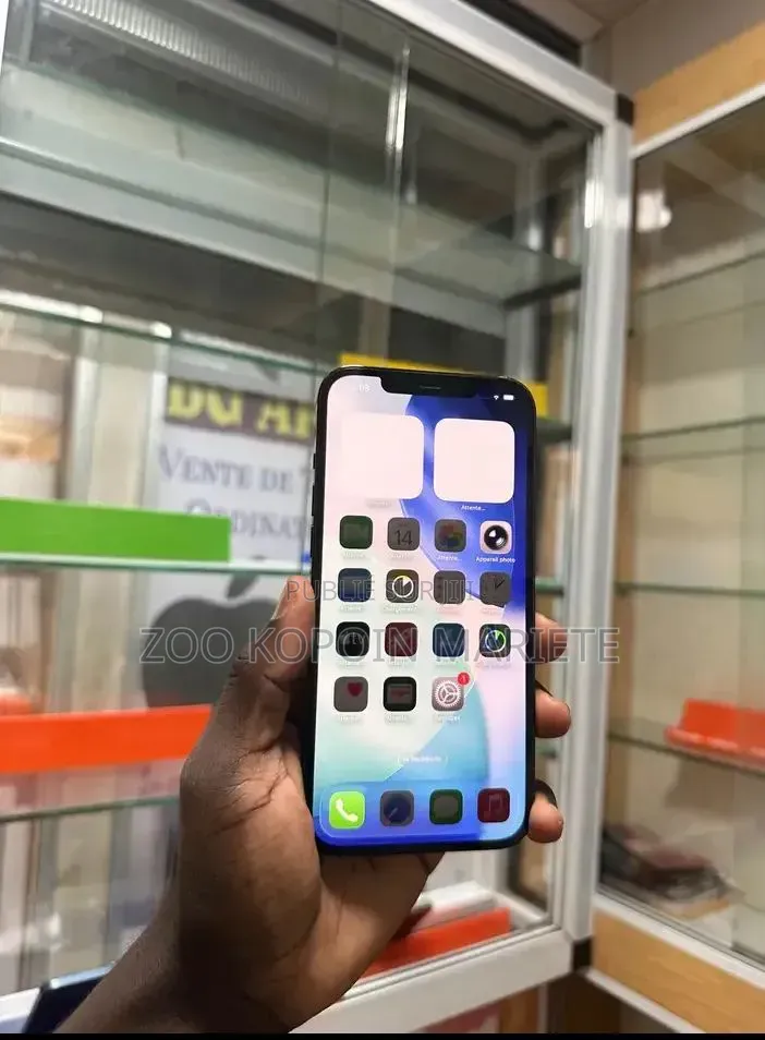 Nouveau Apple iPhone 12 Pro Max 256 GB Violet