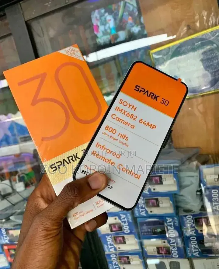Nouveau Tecno Spark 30 128 GB Vert
