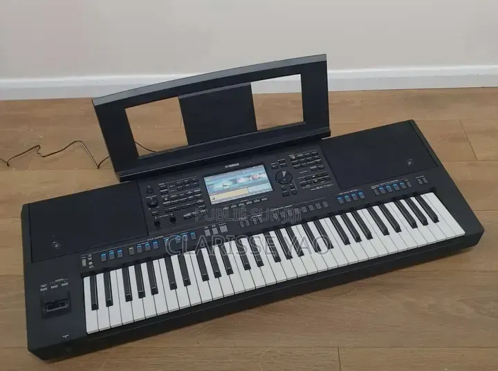 Yamaha Sx720