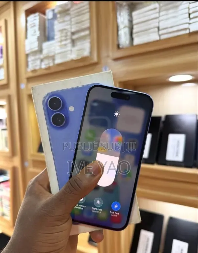 Nouveau Apple iPhone 16 256 GB Bleu
