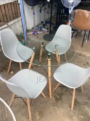 Table À Manger