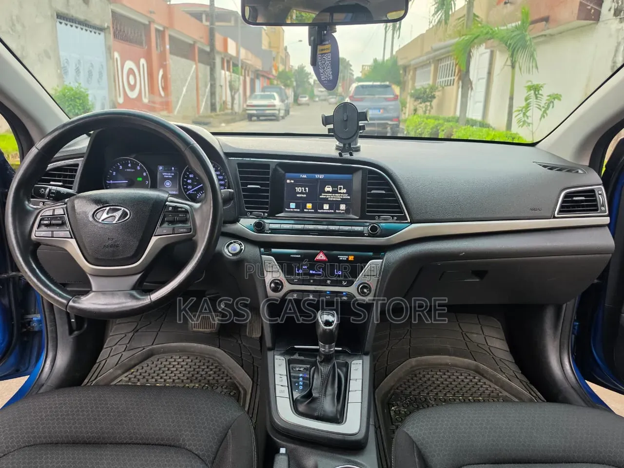 Hyundai Elantra 2017 Bleu