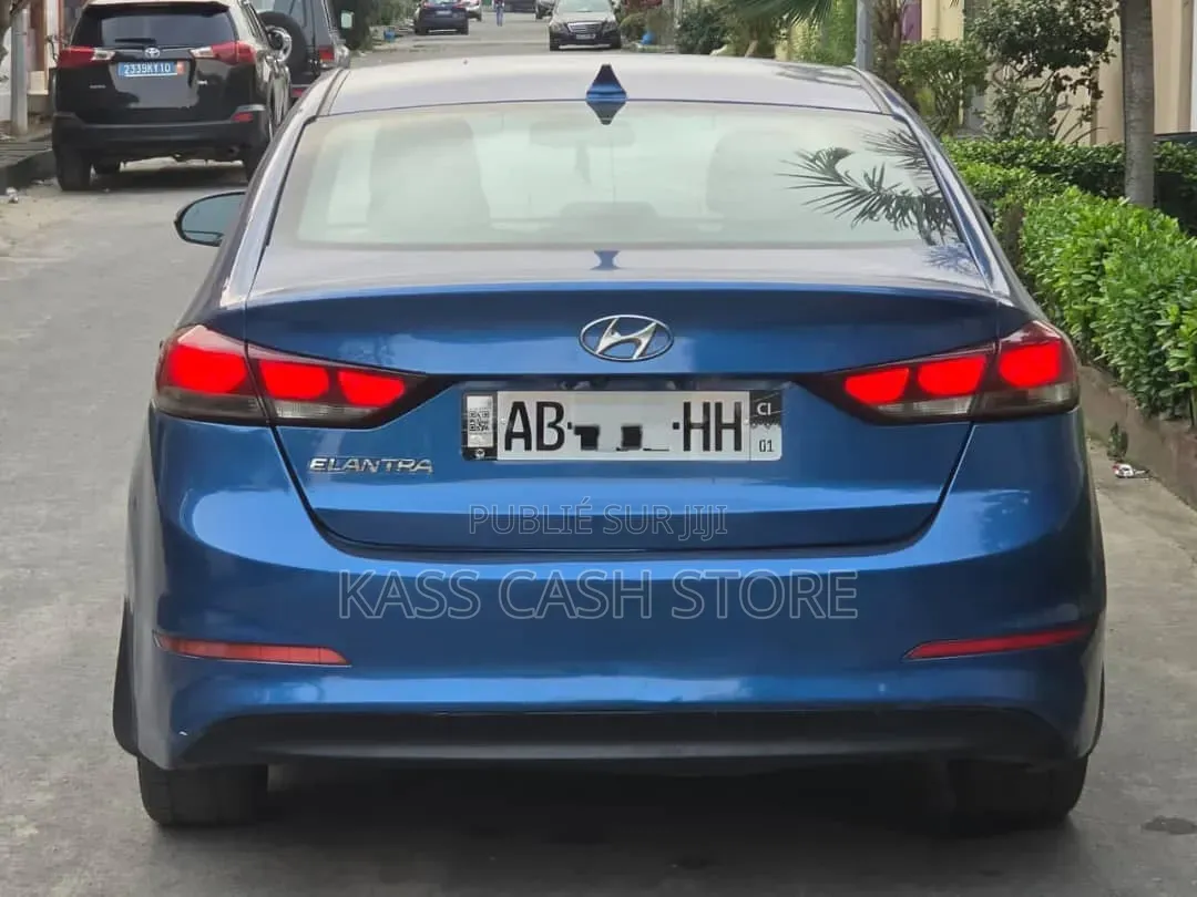 Hyundai Elantra 2017 Bleu